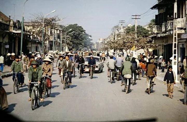 5 kiểu áo dễ