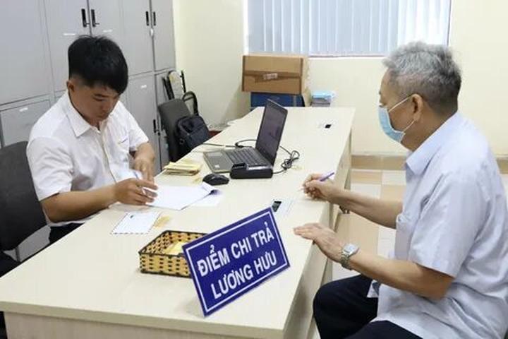 Hotspot Matrix và Gái Pháp mê tít 2 kiểu váy xinh như thơ, diện từ hè năm này sang năm